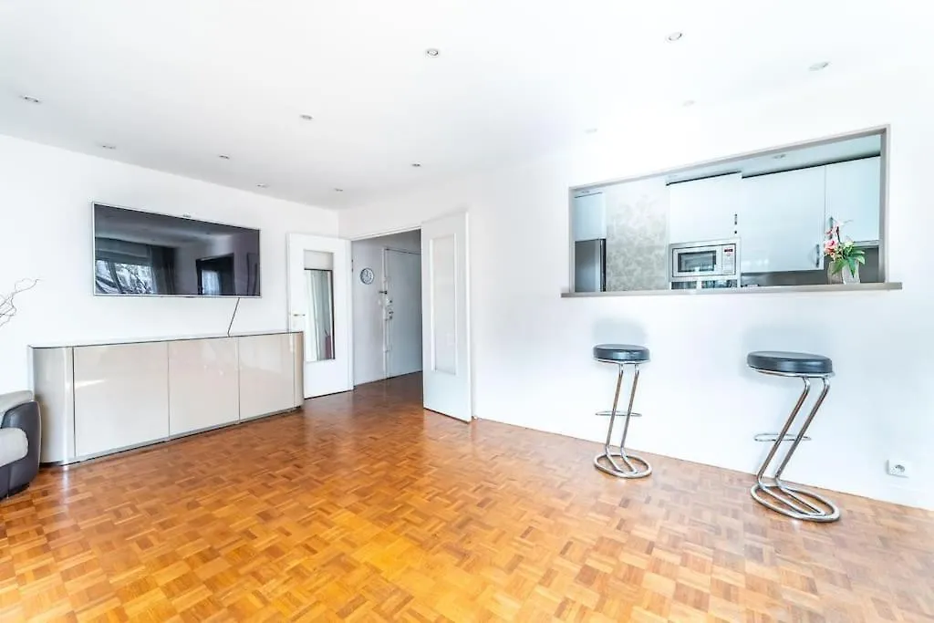 Apartment Elegant Parisien Paris